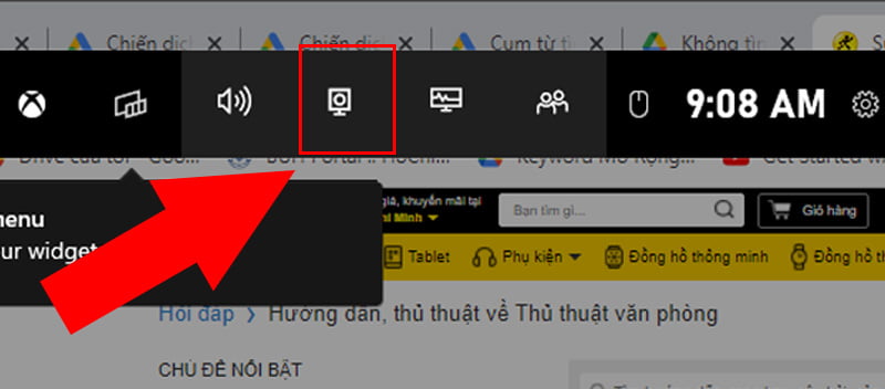 Nhấn vào biểu tượng chụp trong Xbox Game Bar