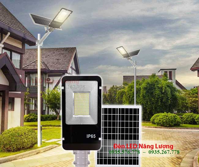 Đèn Đường Năng Lượng Mặt Trời 100W