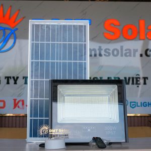 Alternative view of Đèn pha giá rẻ năng lượng mặt trời 300W P-300S